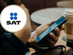 Los usuarios pueden realizar distintos procedimientos fiscales desde su celular, lo que reduce tiempos y evita acudir a oficinas. CANVA/ESPECIAL