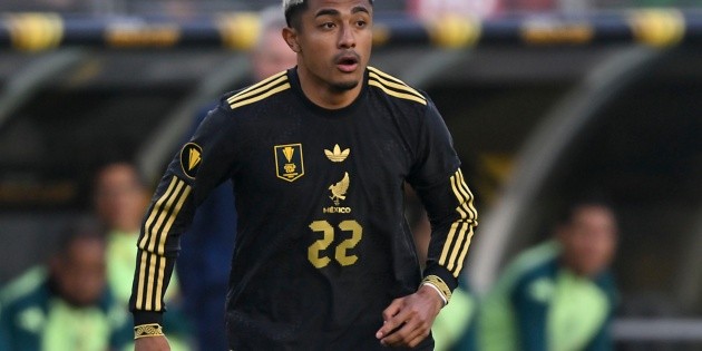 Juli&aacute;n Araujo, otro seleccionado lesionado