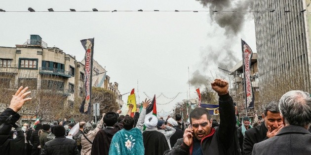 Ir&aacute;n amaga con extender la guerra en Medio Oriente