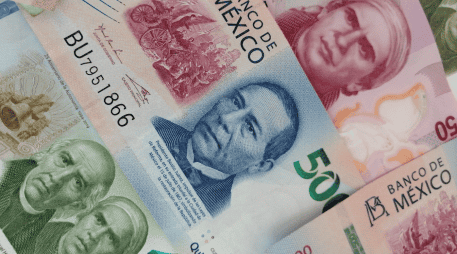 Aunque el nacimiento del expresidente ocurrió el 21 de marzo, la legislación mexicana establece que la conmemoración laboral se traslade al tercer lunes de marzo. Unsplash