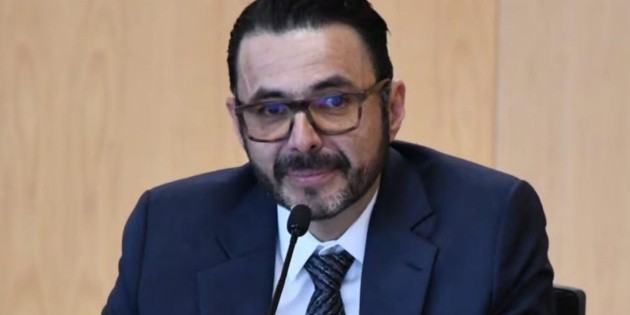 Aureliano Hern&aacute;ndez Palacios asume como auditor Superior