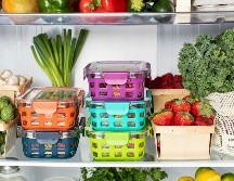 Es recomendable dividir las preparaciones en porciones pequeñas que se utilicen de una sola vez para mantener la calidad intacta hasta el momento del consumo. UNSPLASH