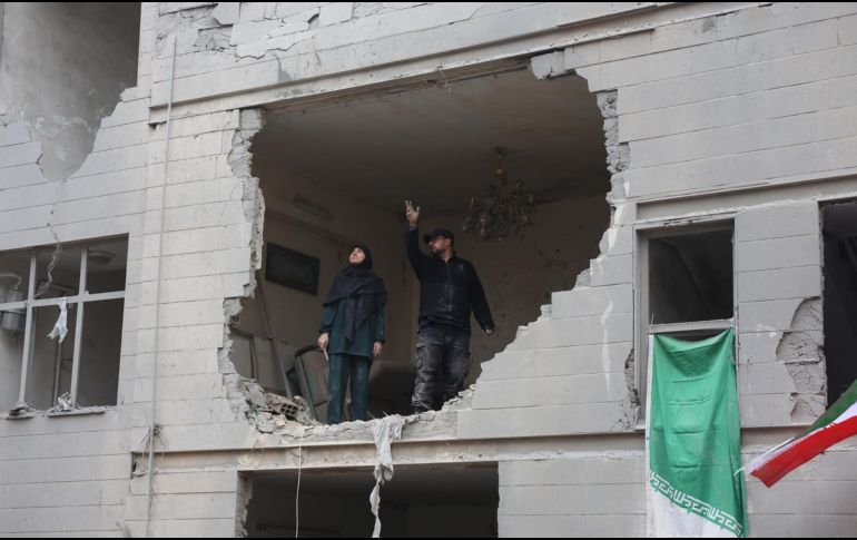 El Ejército también aseguró haber golpeado más de 100 instalaciones de producción de armamento y más de 500 centros de mando y control, además. EFE/A. TAHERKENAREH