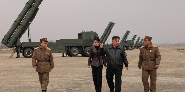 Corea del Norte lanza misiles; EU, Jap&oacute;n y Corea del Sur piden detener provocaciones