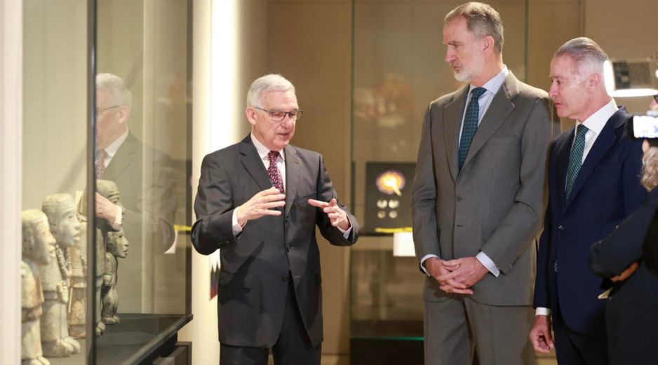 El rey Felipe VI de España, durante una visita no oficial en el Museo Arqueológico Nacional en Madrid. EFE / J. Jiménez Casa De S.M. El Rey