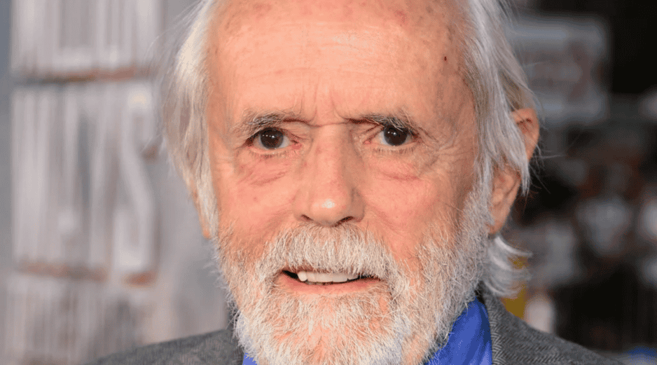 Matt Clark fue un reconocido actor y director estadounidense, recordado por muchos por su papel como el camarero Chester en Volver al futuro III. AFP / ARCHIVO