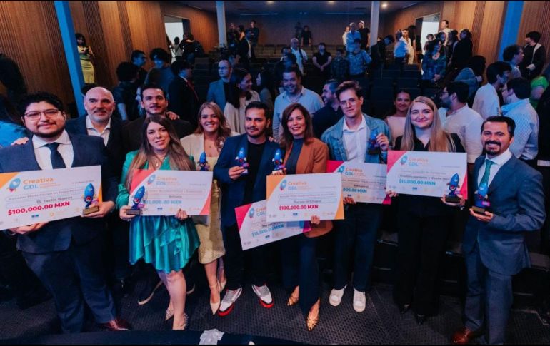 Con el objetivo de impulsar el talento local y fortalecer el ecosistema de innovación, este martes se llevó a cabo la premiación de proyectos de la quinta generación del programa Creativa GDL. CORTESÍA