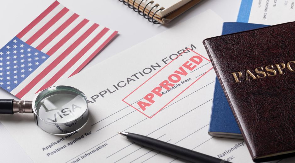 Este mecanismo permite renovar la visa sin entrevista y evitar acudir a embajada o consulado. ESPECIAL/FREEPIK