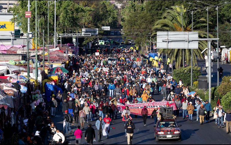 En la Ciudad de México, la CNTE prevé una marcha que iniciará a las 9:00 horas desde el Ángel de la Independencia, sobre Paseo de la Reforma, con destino al Zócalo capitalino. SUN/H. Salvador
