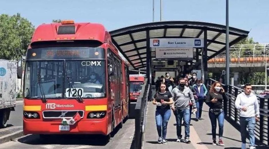 La movilización de la CNTE causará estragos en el servicio de cuatro líneas del Metrobús. SUN/ Archivo