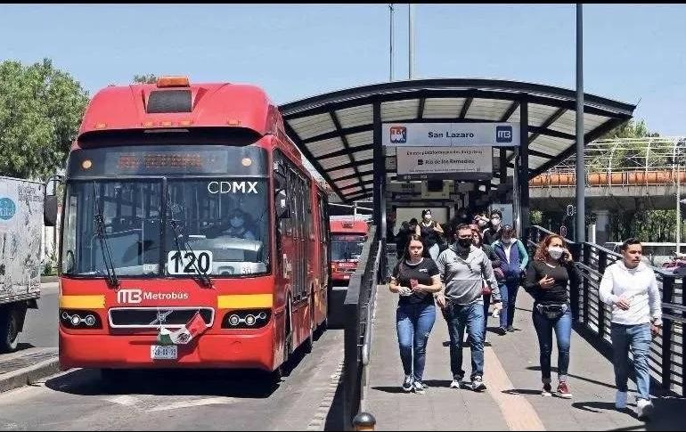 La movilización de la CNTE causará estragos en el servicio de cuatro líneas del Metrobús. SUN/ Archivo