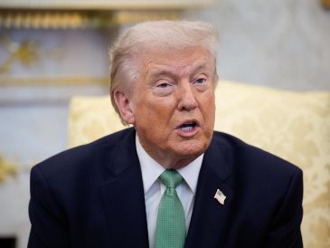 El mandatario amenazó con dejar la seguridad del estrecho a los países que dependen de la vía estratégica de petróleo y gas. EFE/EPA/Y. Gripas