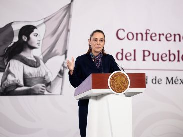 La Mandataria afirmó que las demandas del magisterio están siendo analizadas y atendidas conforme a su viabilidad. EFE/J. Méndez