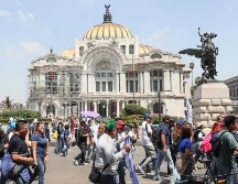 Decenas de profesores provenientes de estados de todo el país acudieron a la convocatoria. EFE/M. Guzmán
