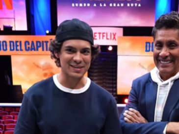 Jorge Campos se unió al actor, Iñaki Godoy, quien interpreta a Monkey D. Luffy en el programa, para crear su propio equipo de futbol 5 con los personajes de la serie. INSTAGRAM/ @netflixlat