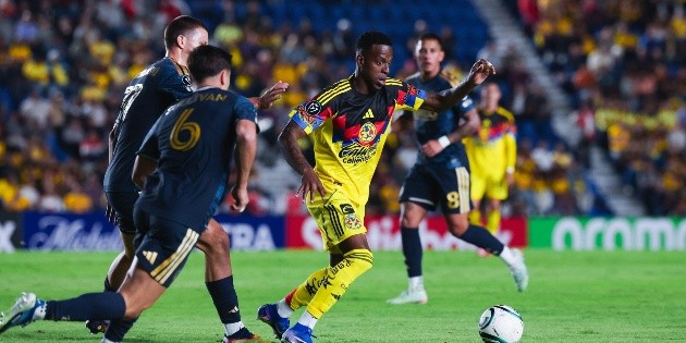 Am&eacute;rica avanza en Concacaf entre dudas, abucheos y falta de alma