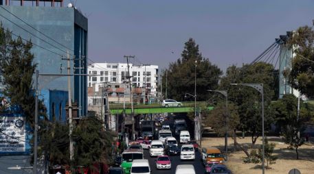 El programa Hoy No Circula se aplica de las 5:00 a las 22:00 horas en todas las alcaldías de la Ciudad de México y en tres zonas conurbadas del Estado de México. SUN/H. Salvador