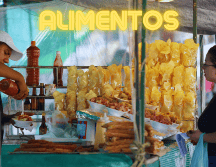 En colonias de menores ingresos, la oferta suele inclinarse hacia bebidas azucaradas, botanas y comida ultraprocesada: productos baratos, disponibles a cualquier hora y de consumo inmediato. EL INFORMADOR / ARCHIVO