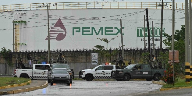 VIDEO capta momento exacto de la explosi&oacute;n en la Refiner&iacute;a Olmeca