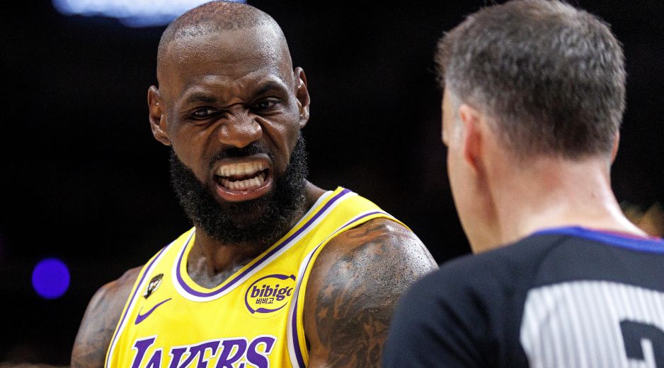 LeBron James sigue marcando la pauta en su temporada 23 en la NBA.EFE/C. Herrera