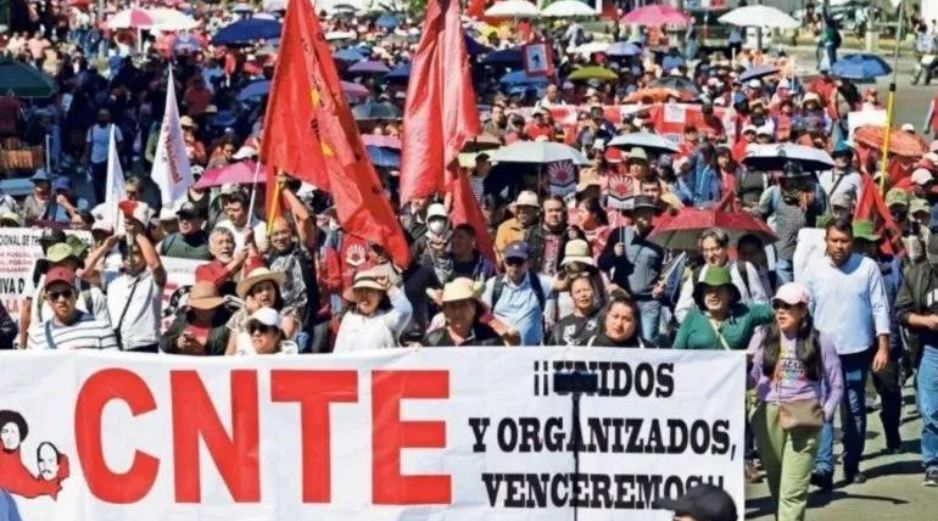 Los docente continúan con sus jornadas de protesta para presionar a las autoridades por mejoras en sus condiciones laborales. SUN/ Archivo