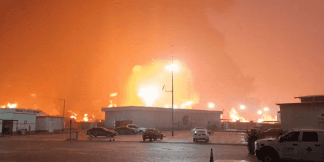 Incendio en Refiner&iacute;a Olmeca ocurri&oacute; por negligencia, acusan familiares