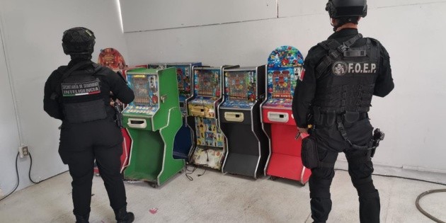 Guadalajara: Desmantelan "bingo" clandestino; operaban m&aacute;quinas tragamonedas