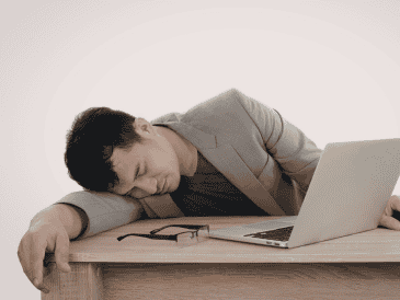 Se trata de una sensación de cansancio o sueño profundo que aparece después de ingerir alimentos. CANVA