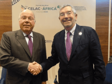 El canciller Juan Ramón de la Fuente sostuvo un encuentro con su homólogo brasileño Mauro Viera, con quien revisó la agenda bilateral. X / @SRE_mx