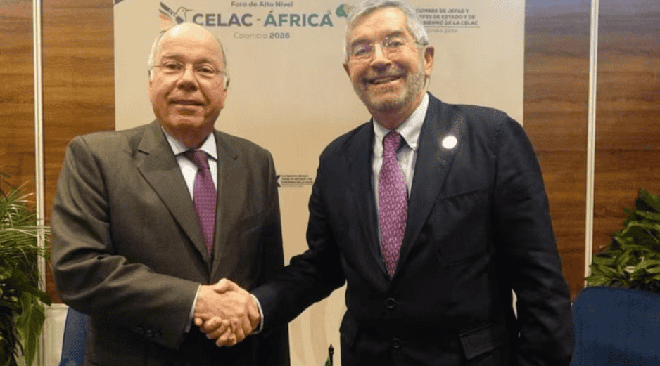 El canciller Juan Ramón de la Fuente sostuvo un encuentro con su homólogo brasileño Mauro Viera, con quien revisó la agenda bilateral. X / @SRE_mx