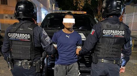 Los oficiales desplegaban una columna de vigilancia cuando detectaron a un hombre que presuntamente los insultó. ESPECIAL / Policía Metropolitana