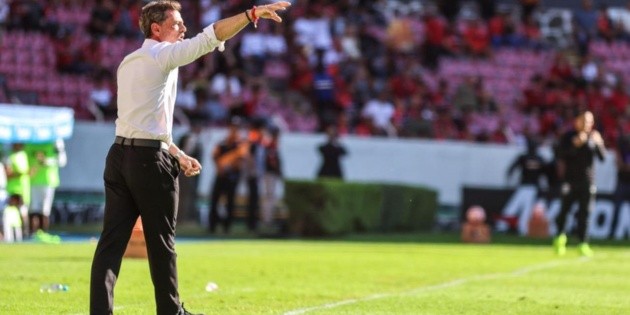 Atlas enfrenta falta de variantes y Cocca reconoce limitaciones del plantel