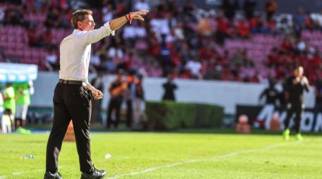 Diego Cocca reconoció las carencias de su plantel tras el más reciente encuentro ante Querétaro. EL INFORMADOR/ A. NAVARRO.