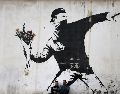 Pintura de Banksy en Belén, Cisjordania. AFP