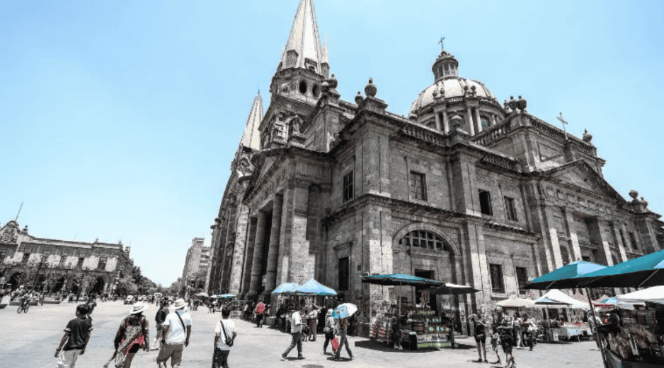 La capital jalisciense destacó por la opinión positiva de sus residentes, consolidándose como una de las ciudades más felices del listado. EL INFORMADOR/ ARCHIVO