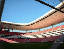 El primer duelo se llevará a cabo el jueves 26 a las 21:00 horas, cuando Nueva Caledonia y Jamaica se enfrenten con la misión de mantenerse con vida en la eliminatoria. IMAGO7