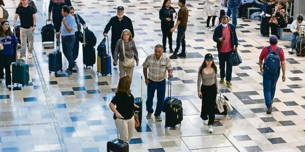 Aeropuerto: AICM refuerza videovigilancia a unos meses del Mundial