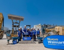 El pasado viernes 20 de marzo, la cadena Walmart colocó la primera piedra de una nueva sucursal tipo Supercenter que abrirá en el municipio. CORTESÍA/ Desarrollo Económico Jalisco