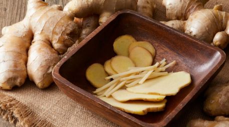 El jengibre combina sabor y beneficios, ayudando al cuerpo a procesar mejor los alimentos y reducir la inflamación. CANVA