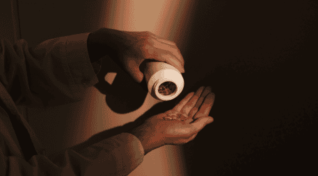 Especialistas coinciden en que el uso de suplementos debe ser supervisado por profesionales de la salud, ya que cada organismo responde de manera distinta. CANVA