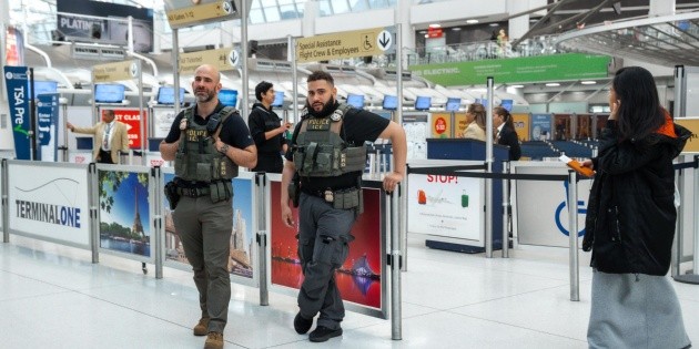 &iquest;Qu&eacute; aeropuertos tendr&aacute;n presencia del ICE en EU?