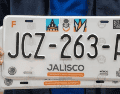 Las autoridades del Estado han comenzado a realizar operativos para retirar los automóviles a los conductores que no cumplen con la obligación de cambiar sus placas antiguas. ESPECIAL/ Gobierno de Jalisco.