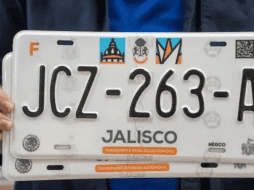 Las autoridades del Estado han comenzado a realizar operativos para retirar los automóviles a los conductores que no cumplen con la obligación de cambiar sus placas antiguas. ESPECIAL/ GOBIERNO DE JALISCO
