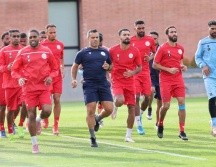 El cuerpo técnico de Nueva Caledonia supervisó ejercicios enfocados en la adaptación al clima y la altitud de la zona metropolitana de Guadalajara. CORTESÍA/ ATLAS FC