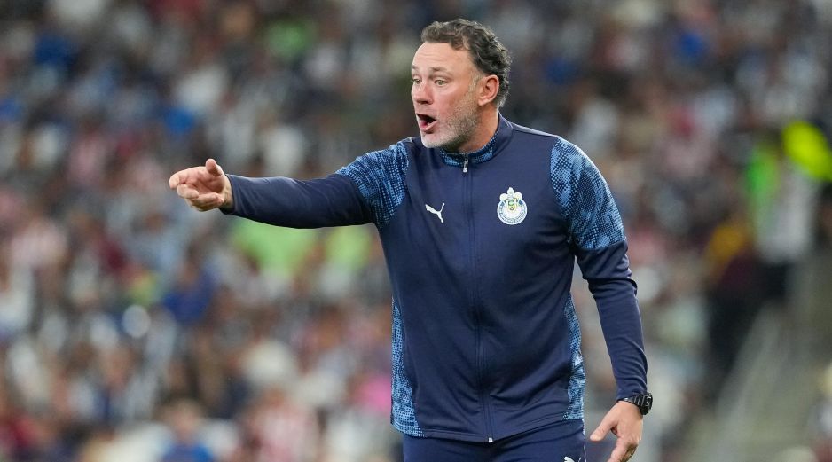 Gabriel Milito se refirió a la política histórica del club de jugar únicamente con futbolistas mexicanos y dejó clara su posición. IMAGO7