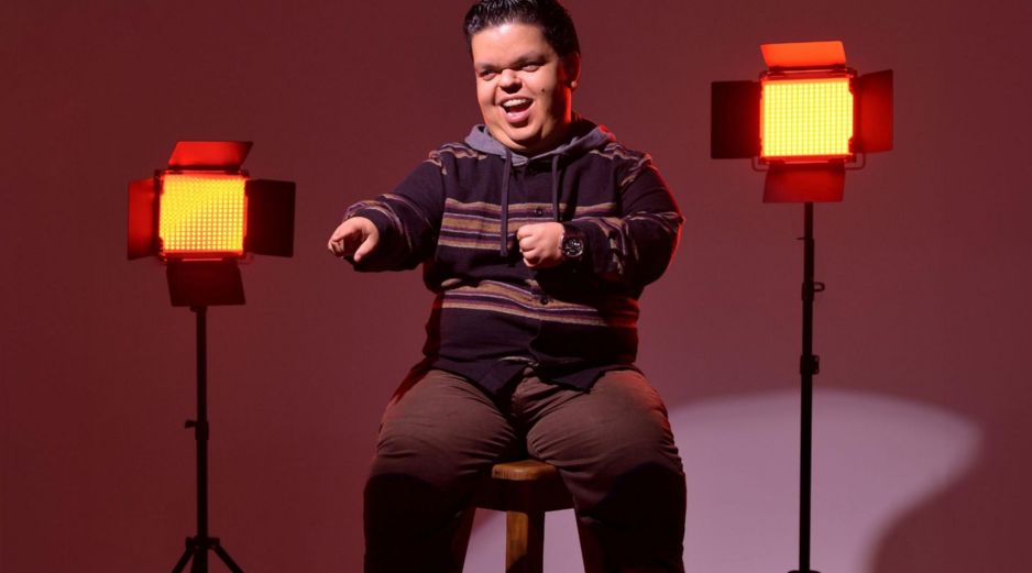 Originario de Jalisco, El Jimmy suma cuatro años de carrera profesional dentro del stand up. CORTESÍA