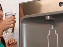 Las bacterias y los metales pesados pueden resistir los procesos de los purificadores de agua para uso doméstico. SUN/Archivo