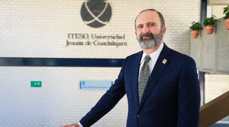 Alexander Zatyrka, rector del ITESO, destaca las metas cumplidas en el último año. EL INFORMADOR/J. Acosta