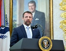 Markwayne Mullin, senador republicano de Oklahoma, fue confirmado para el cargo ayer lunes en el Senado, con una votación de 54 votos a favor y 45 en contra. EFE / G. Sloan