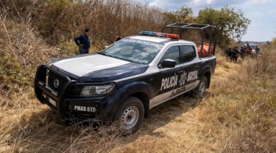 La patrulla fue abandonada en la localidad de San José en el municipio de Huichapan. ESPECIAL/Policía de El Arenal